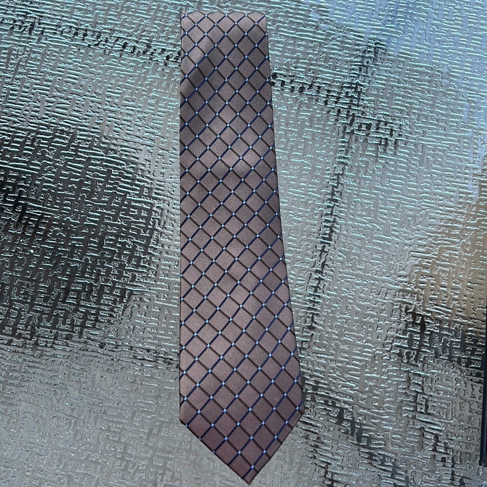Brown dress tie